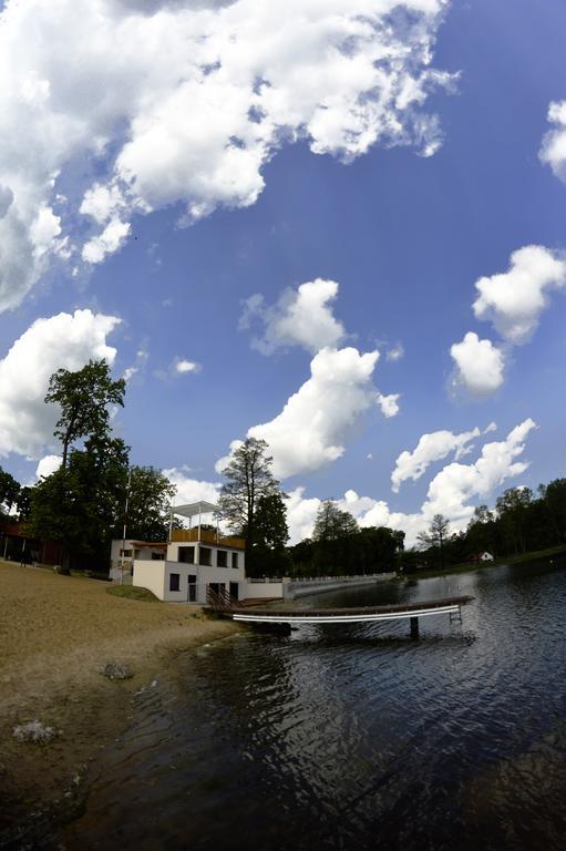 Pensjonat Lido Antonin  Luaran gambar